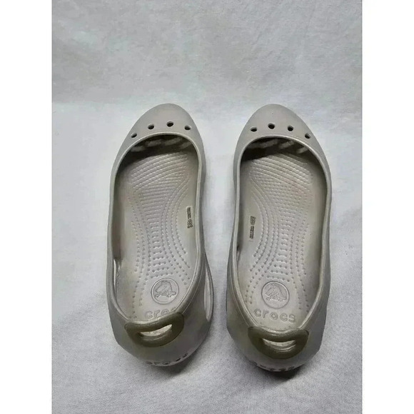 Crocs Silver Women's Kadee Slingback Flats Ballerina Slip on Shoes Sz 9 Women's - Picture 5 of 10